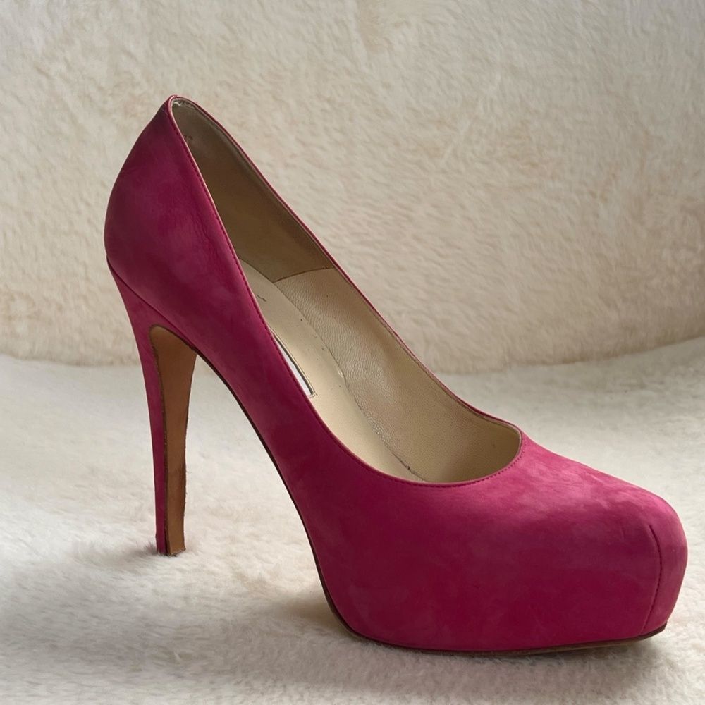 Hot pink pumps